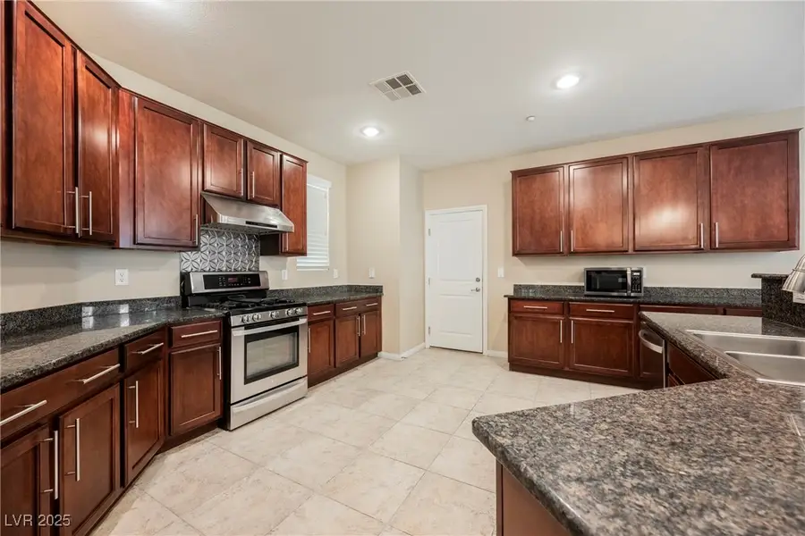 3172 Via Festiva, Henderson, NV 89044 - Image #3