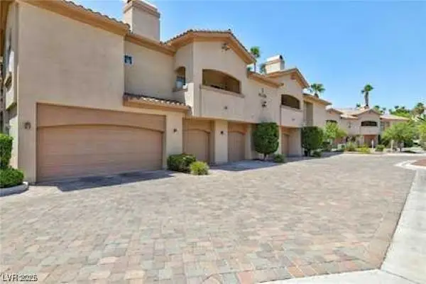 2050 W Warm Springs Road #423, Henderson, NV 89014