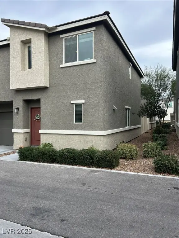 12236 Glass Desert Road #4, Las Vegas, NV 89183 - Image #2