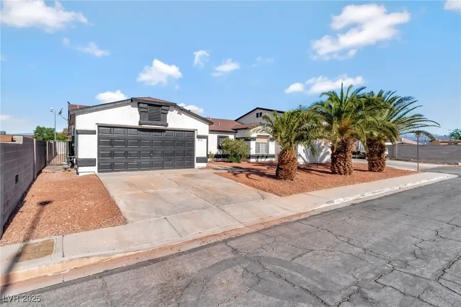 2551 Boulder Point Court, Las Vegas, NV 89115 - Image #3