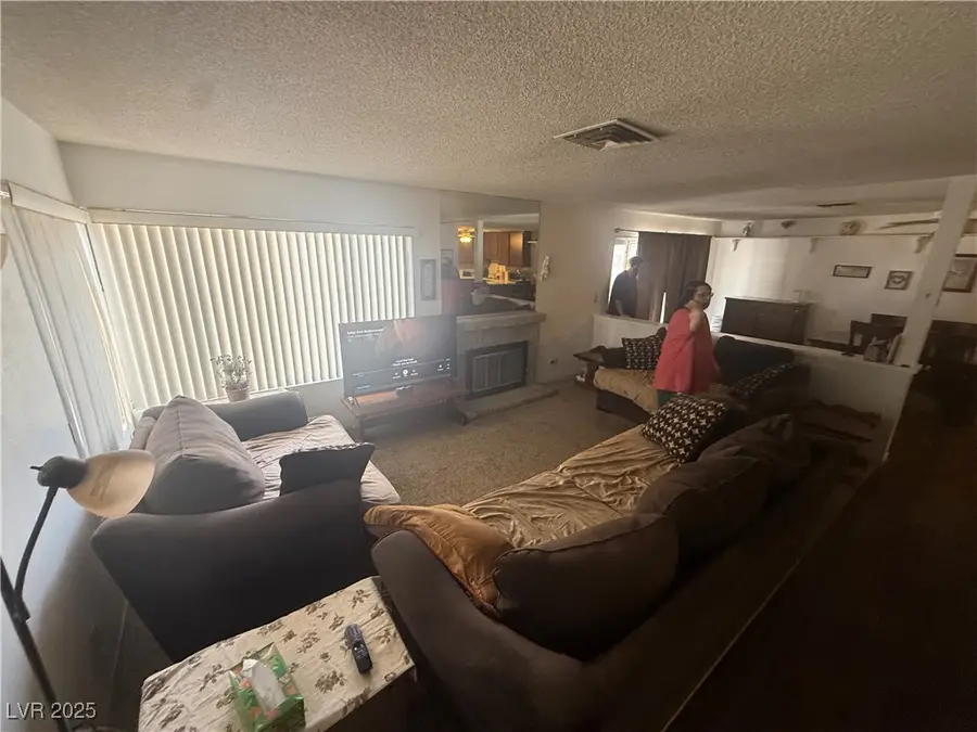 7012 Grassy Knoll Street, Las Vegas, NV 89147 - Image #3