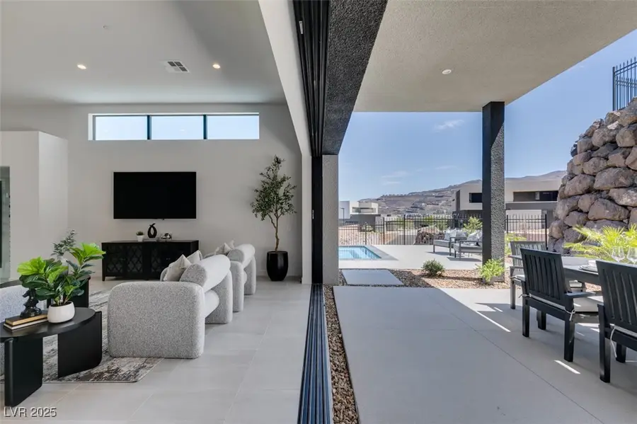 623 Dragon Mountain Court, Henderson, NV 89012 - Image #2