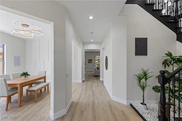 17 Winding Road, Henderson, NV 89052