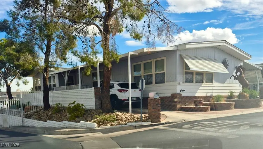 4606 Royal Ridge Way, Las Vegas, NV 89103 - Image #3