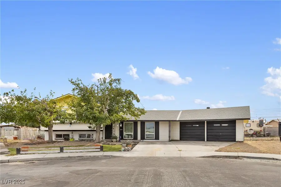 300 Duke Circle, Las Vegas, NV 89107 - Image #2