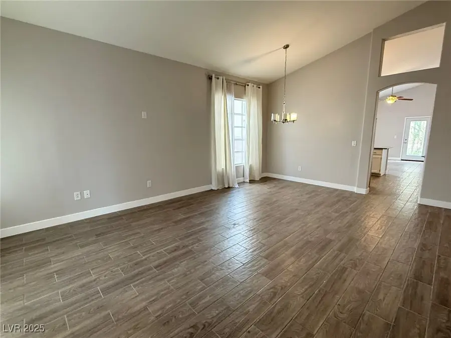 8425 Orchard Ridge Avenue, Las Vegas, NV 89129 - Image #3