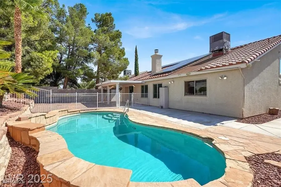 7229 Robins Roost Street, Las Vegas, NV 89131 - Image #3