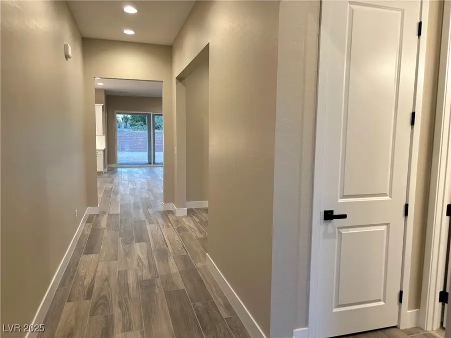 7730 Pirouette Avenue, Las Vegas, NV 89178 - Image #3