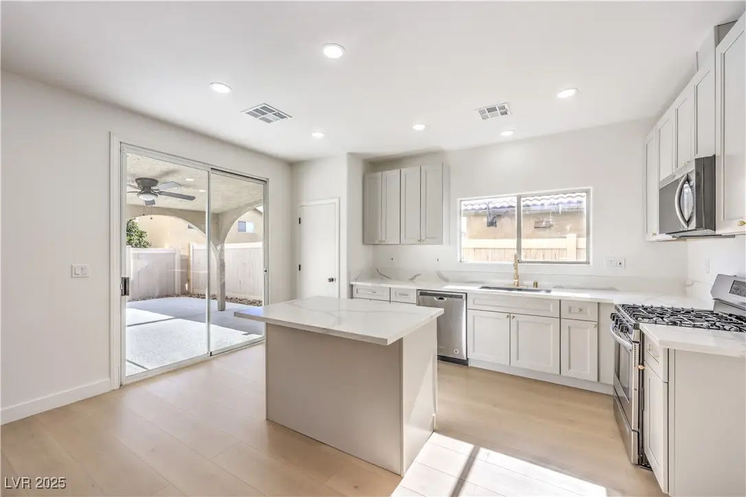 4218 English Walnut Court, Las Vegas, NV 89115 - Image #1