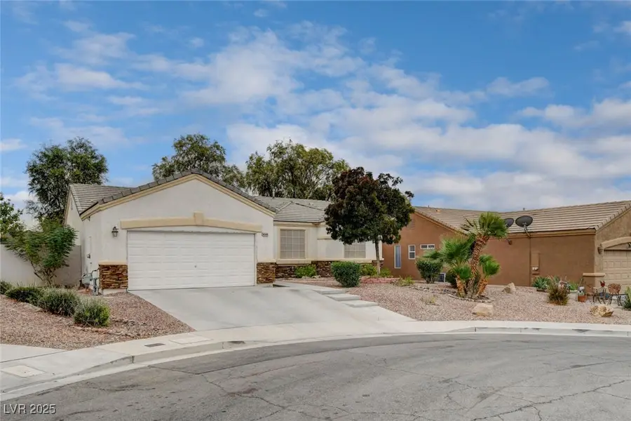 6142 Glamorous Court, North Las Vegas, NV 89031 - Image #2