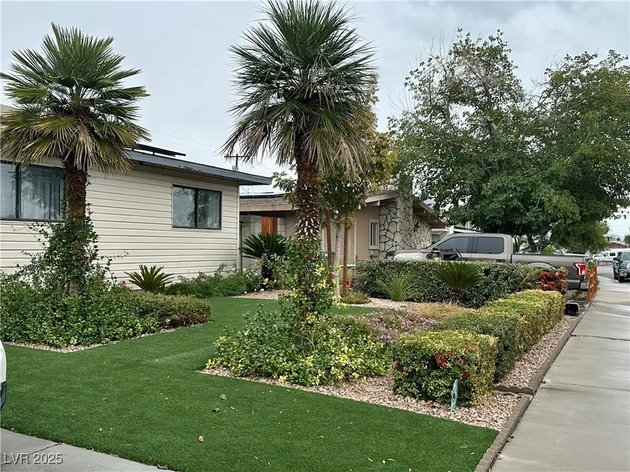 6248 Dayton Avenue, Las Vegas, NV 89107 - Image #2