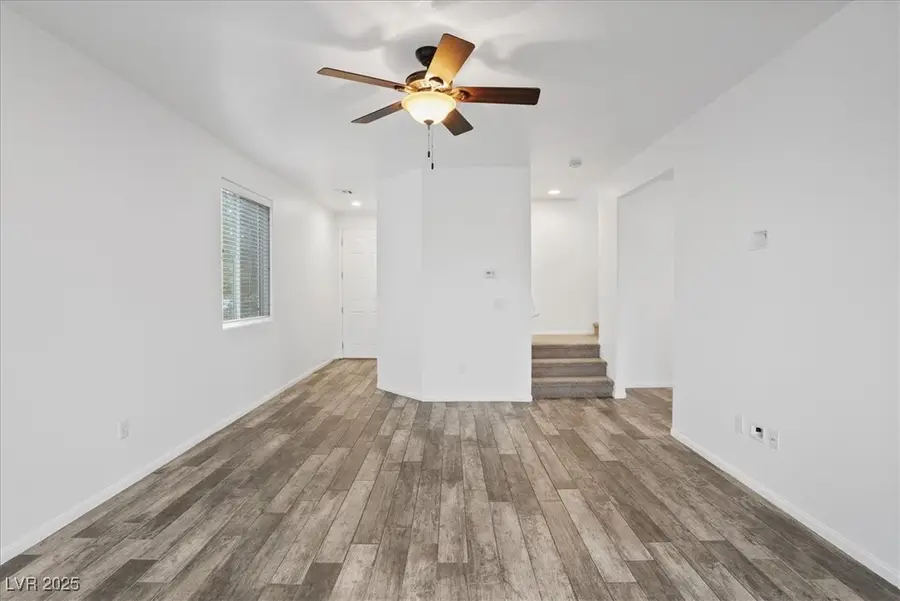 796 Bending Wolf Avenue, Las Vegas, NV 89178 - Image #2