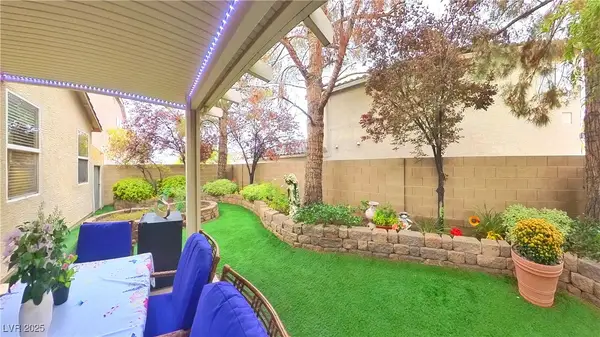 10130 Poppy Plant Street, Las Vegas, NV 89141