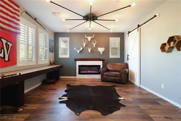 3221 Mist Effect Avenue, Henderson, NV 89044