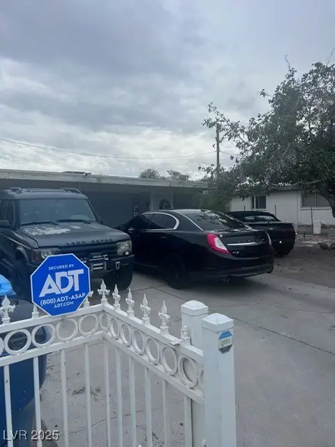 4528 Pacyna Street, Las Vegas, NV 89122 - Image #3