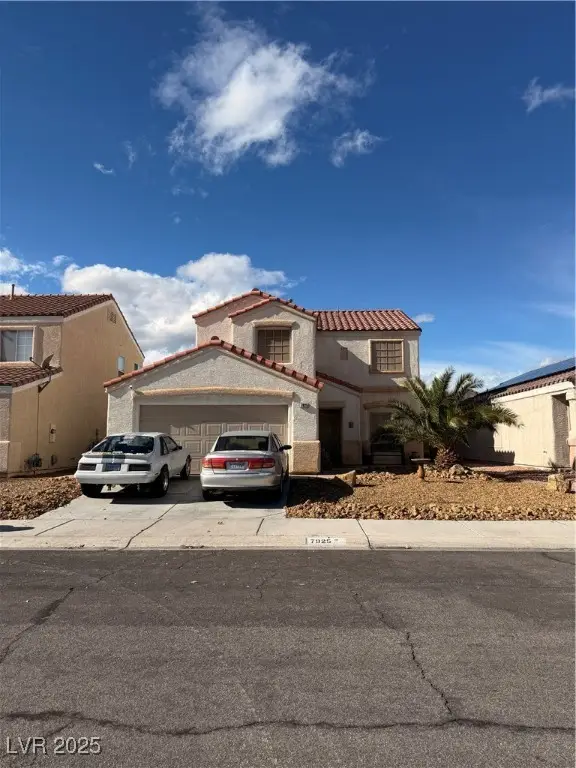 7925 Hollow Pine Street, Las Vegas, NV 89143