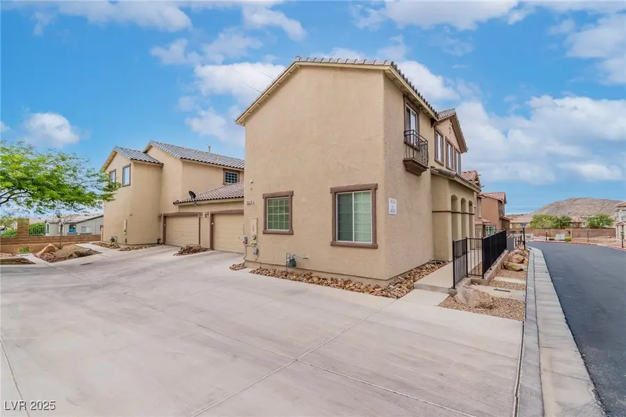 4034 Sparrow Rock Street, Las Vegas, NV 89129 - Image #2