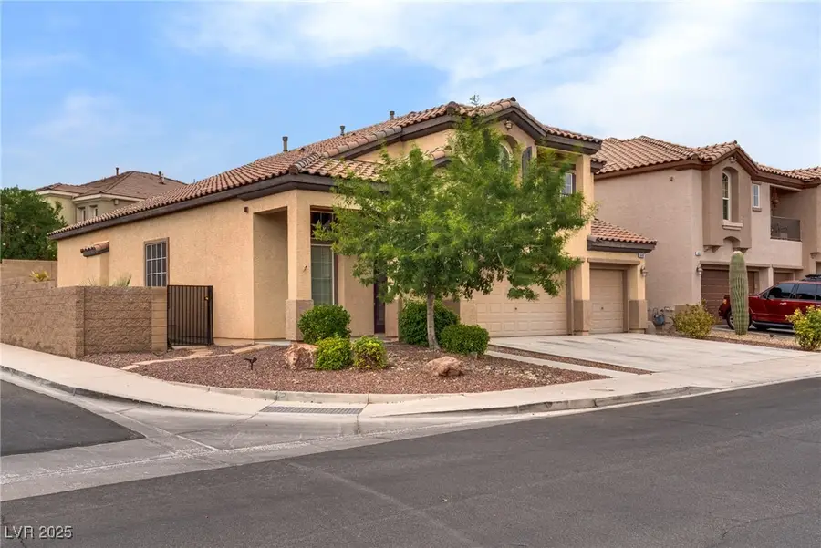 648 Doubleshot Lane, Henderson, NV 89052 - Image #2