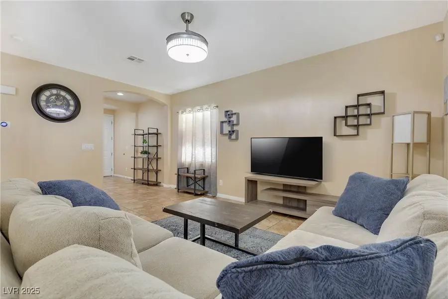 8407 Sequoia Grove Avenue, Las Vegas, NV 89149 - Image #2