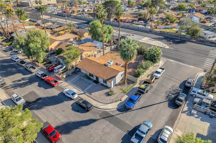 2900 Brady Avenue, Las Vegas, NV 89101 - Image #3