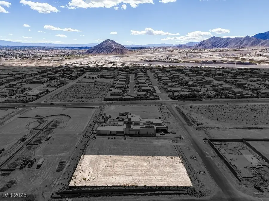 5694 Egan Crest Drive, Las Vegas, NV 89149 - Image #3