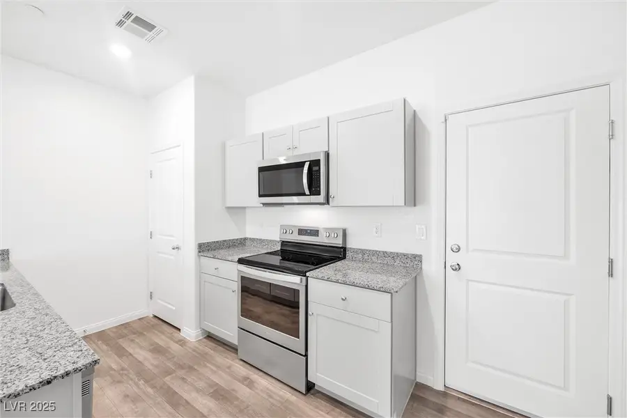 4125 Venus Falls Avenue, North Las Vegas, NV 89084 - Image #2