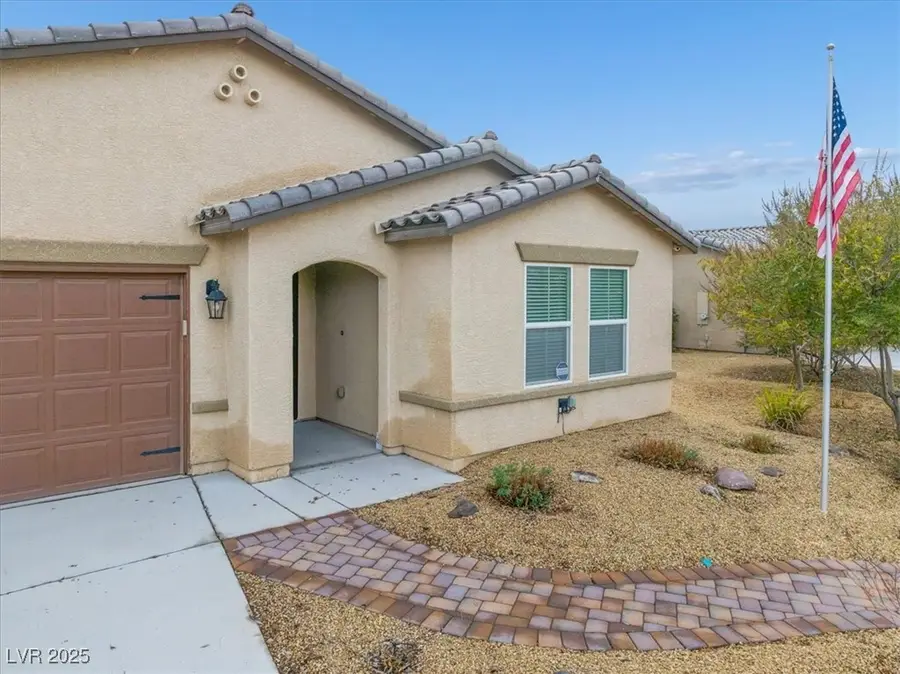 3821 E Sedgwick Avenue, Pahrump, NV 89061 - #3