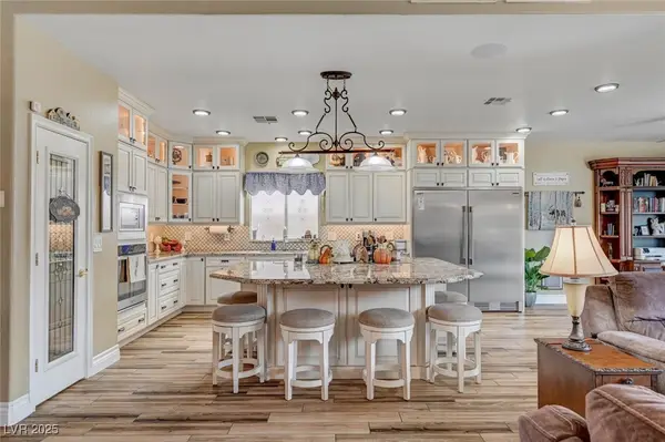 10555 Refugio Street, Las Vegas, NV 89141