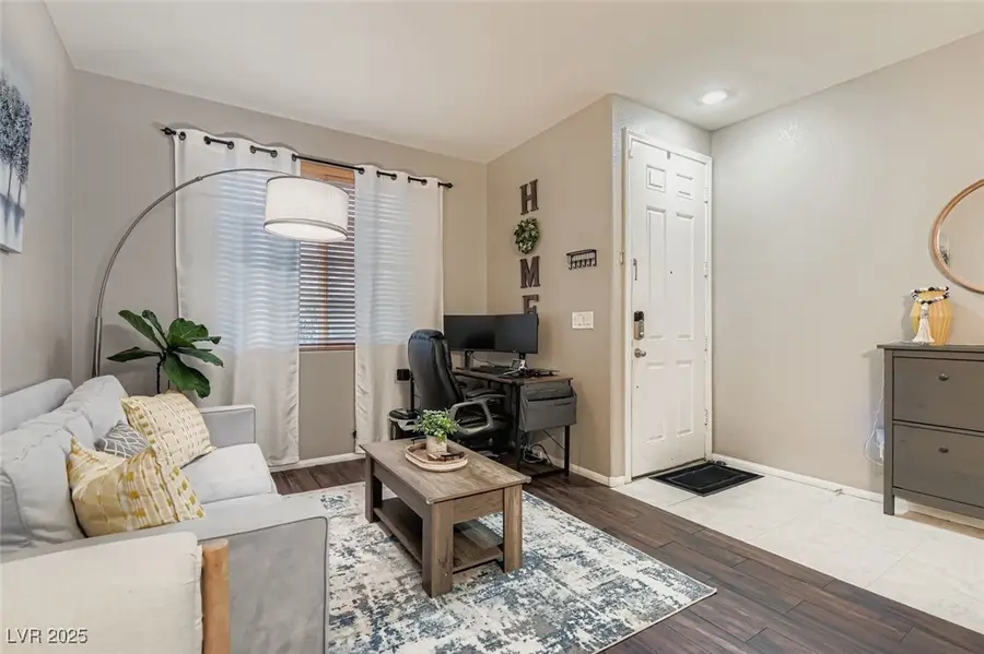 802 Chapleton Court, Las Vegas, NV 89178 - Image #3