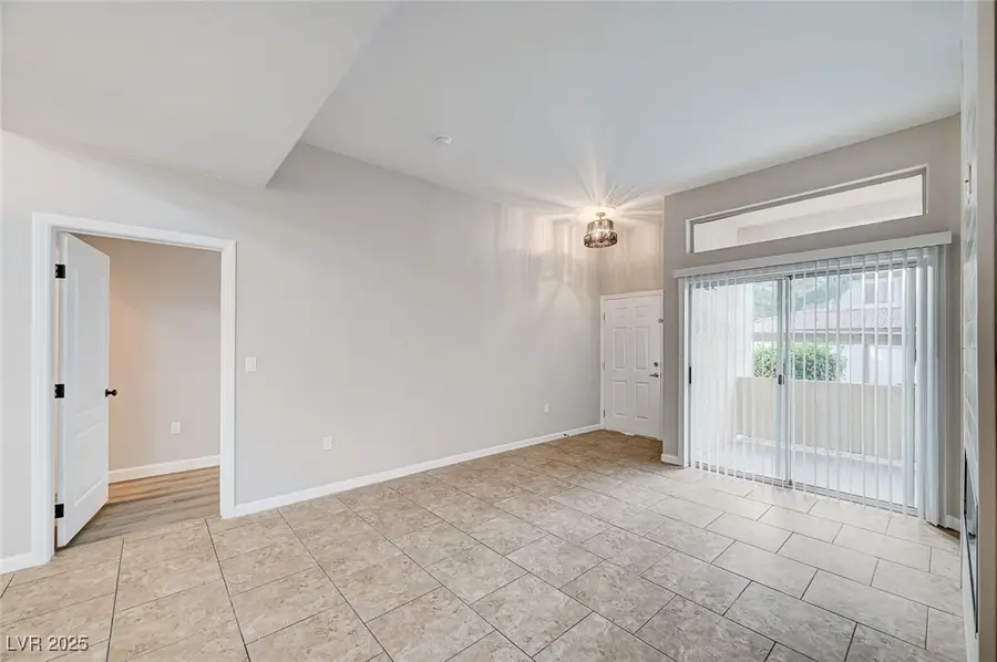 3500 Cactus Shadow Street #104, Las Vegas, NV 89129 - Image #3