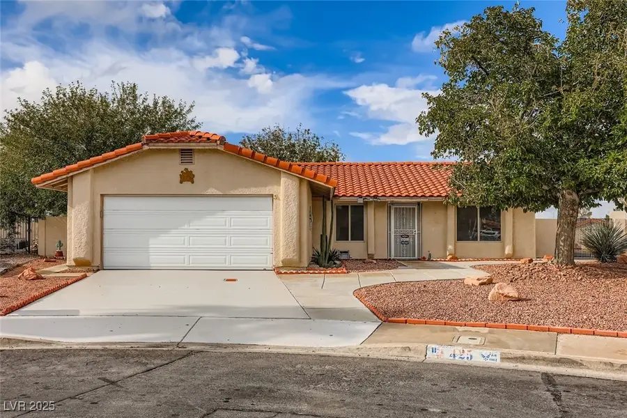 425 Woodridge Drive, Henderson, NV 89015 - Image #2