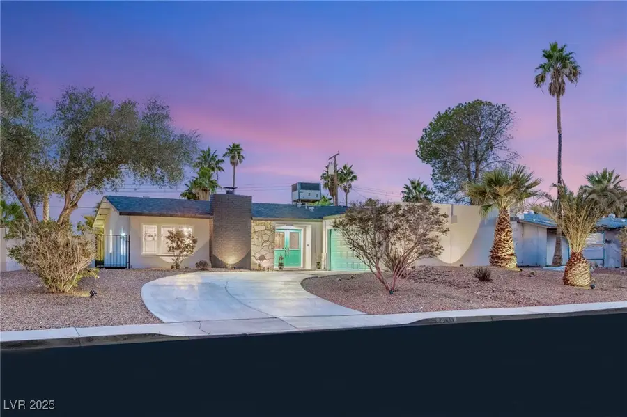 1643 Golden Arrow Drive, Las Vegas, NV 89169 - Image #3