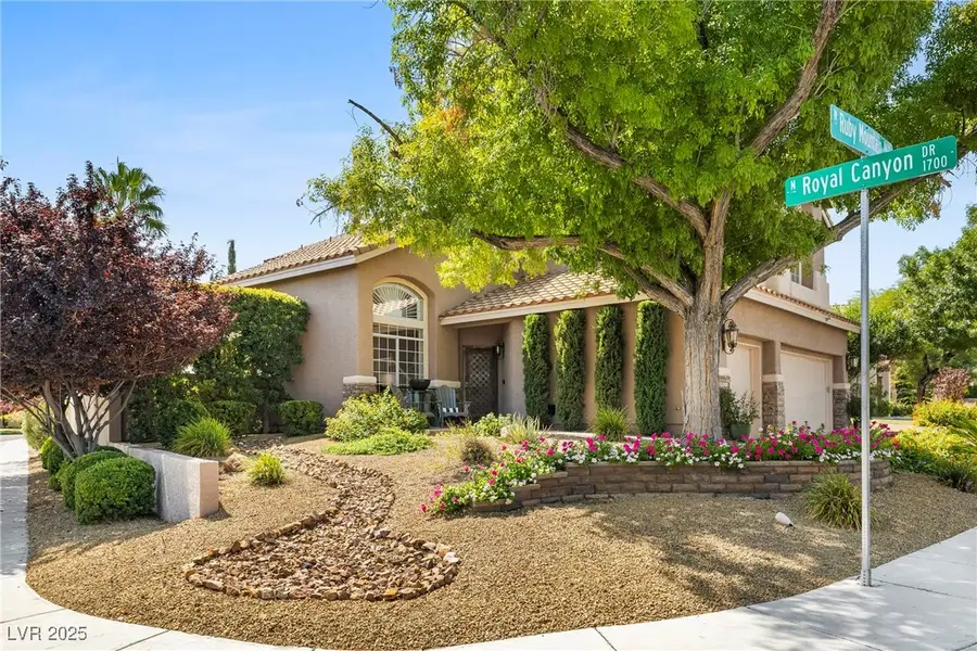 8205 Ruby Mountain Way, Las Vegas, NV 89128 - Image #3