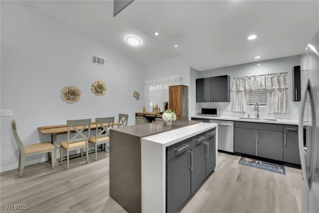 352 Amber Pine Street #202, Las Vegas, NV 89144 - Image #1