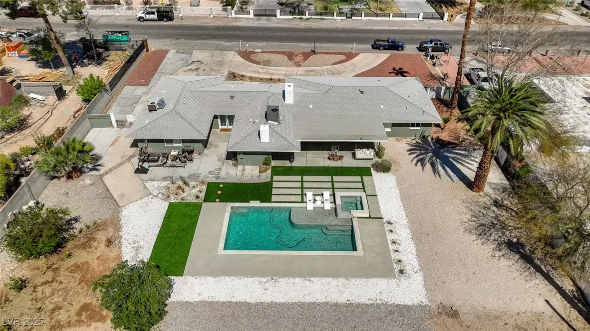 2711 Ashby Avenue, Las Vegas, NV 89102 - Image #1