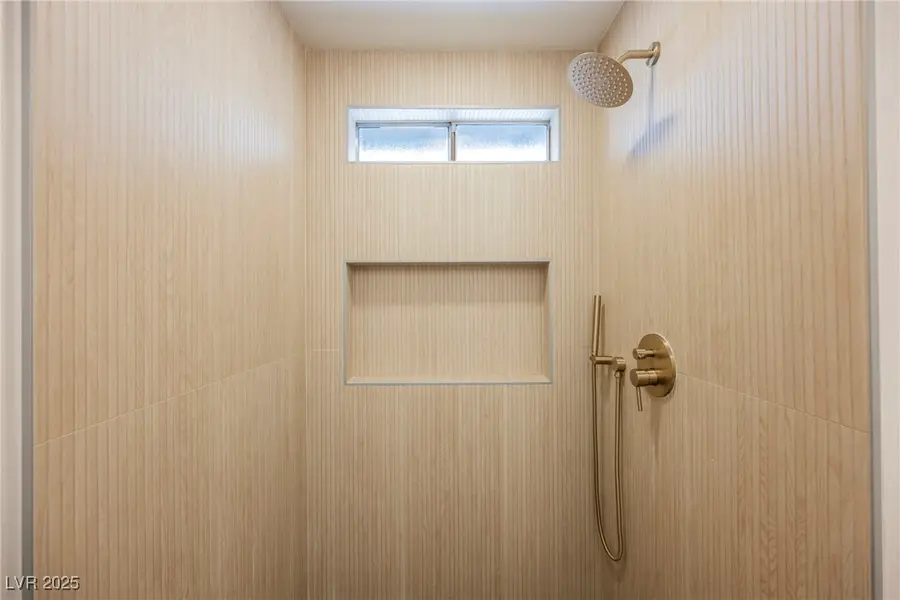 243 Kirk Avenue, Henderson, NV 89015 - Image #2