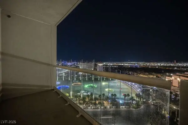 135 E Harmon Avenue #1614, Las Vegas, NV 89109 - Image #2