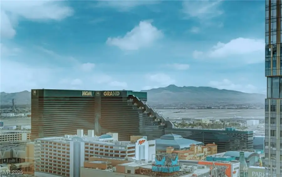 3722 Las Vegas Boulevard #2101, Las Vegas, NV 89158 - Image #3