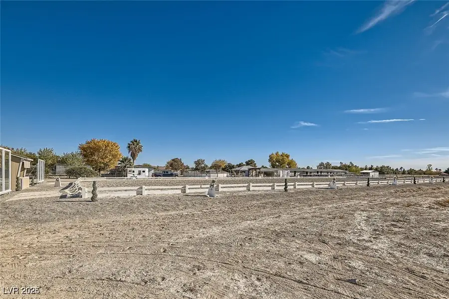 2 Acres Horse & Torrey Pines, Las Vegas, NV 89131 - Image #3