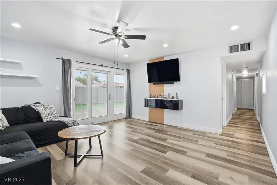 5604 Reiter Avenue, Las Vegas, NV 89108 - Image #3