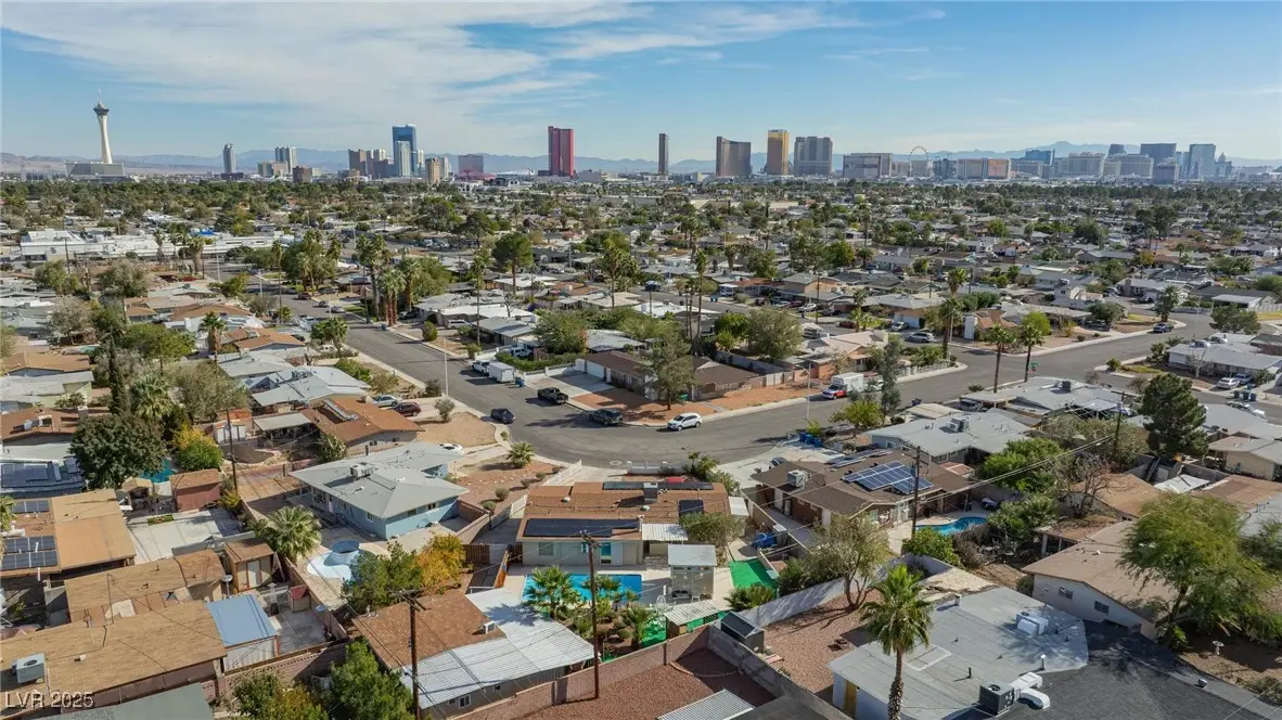 4308 El Cederal Avenue, Las Vegas, NV 89102 - Image #1