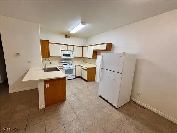 5751 E Hacienda Avenue #226, Las Vegas, NV 89122