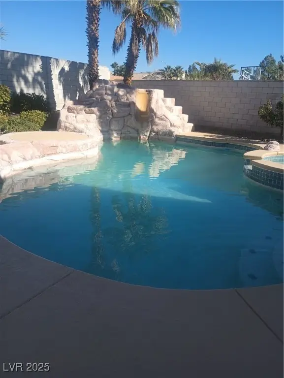 9024 Alpine Peaks Avenue, Las Vegas, NV 89147 - Image #2