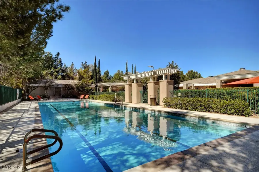 812 Sir James Bridge Way, Las Vegas, NV 89145 - Image #3