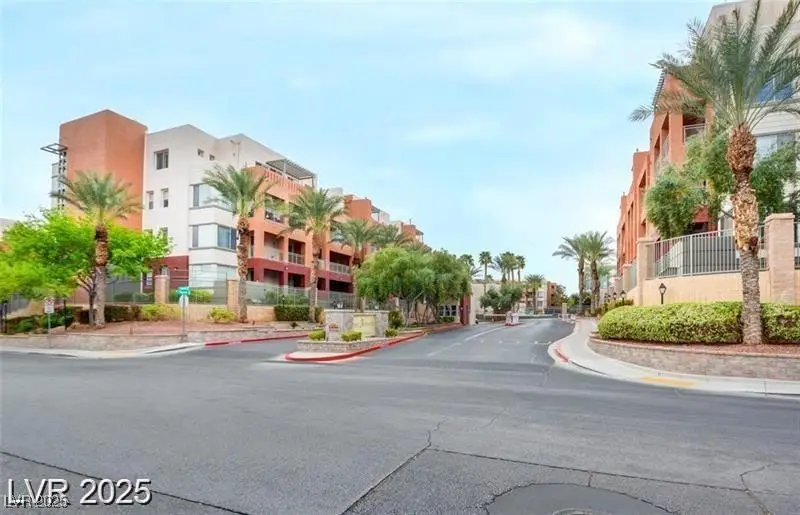 15 E Agate Avenue #304, Las Vegas, NV 89123 - Image #2