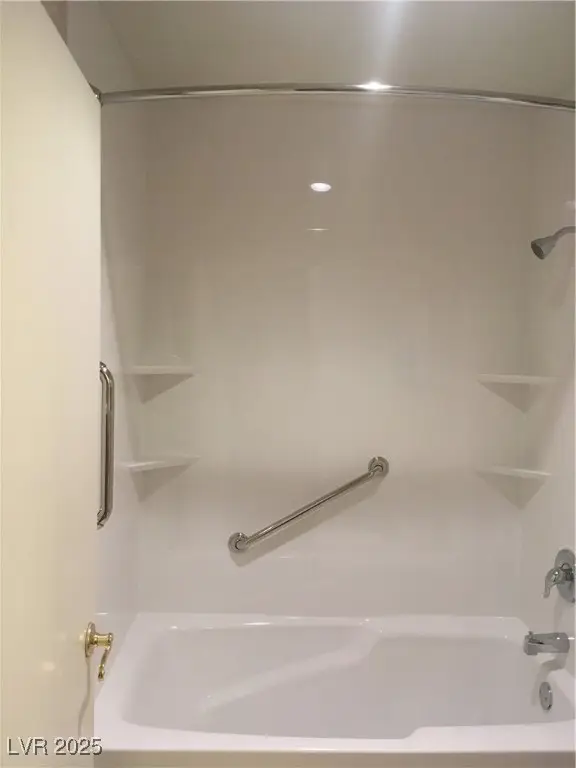 6223 Meadow Vista Lane, Las Vegas, NV 89103 - Image #3