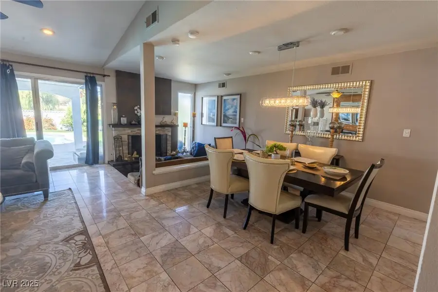 2728 Topaz Court, Las Vegas, NV 89121 - Image #3