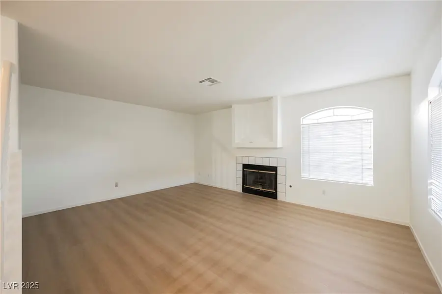 900 Radiant Star Street, Las Vegas, NV 89145 - Image #2