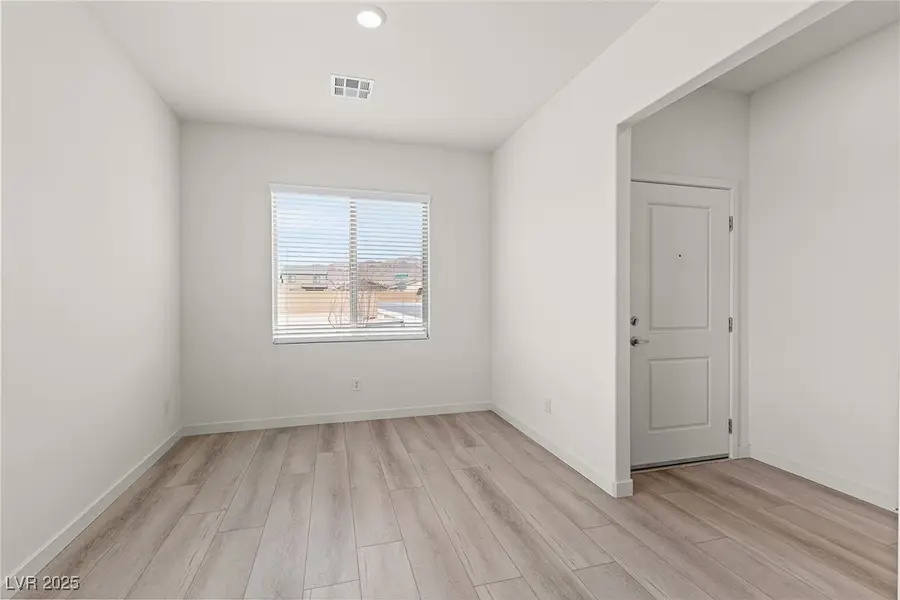 2746 Avril Point Street, Las Vegas, NV 89156 - Image #3
