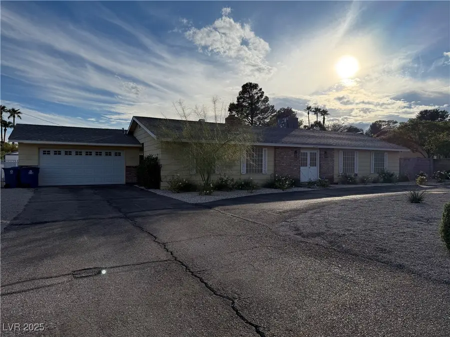 6745 Eldora Avenue, Las Vegas, NV 89146 - Image #3